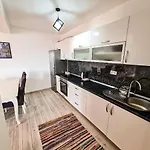 Nikola Apartment Neum